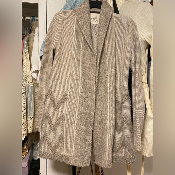 {Anthro} Angel of the North’s Equinox Cardigan - Picture 4 of 7